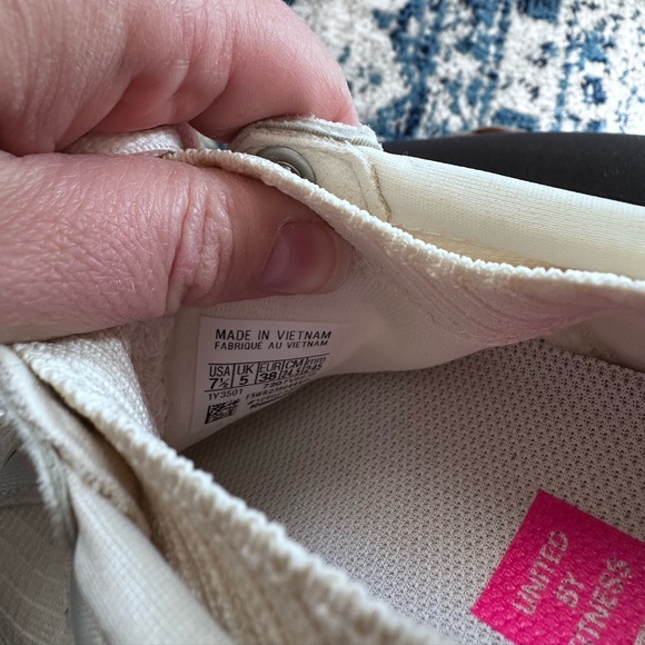 Women's Reebok HIIT TR Cross Training Shoe Chalk/Alabaster/Proud Pink 7.5 - Picture 3 of 8